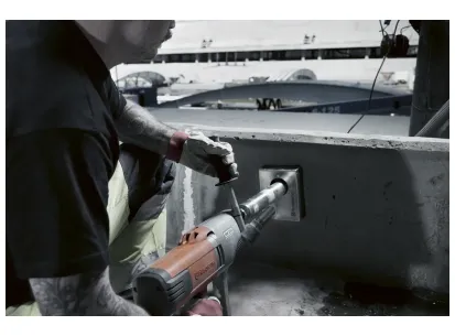 Husqvarna DM 230 slika