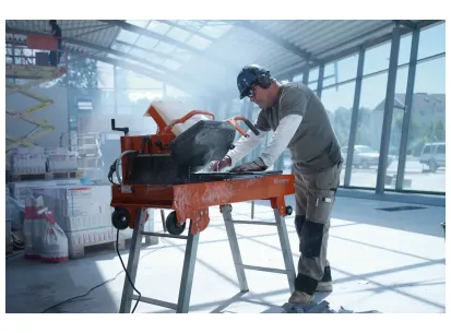 Namizna krožna žaga Husqvarna TS 400 F slika