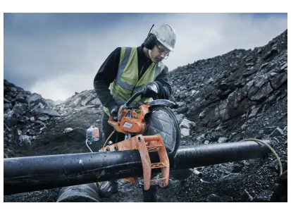 Objemka za rezanje cevi slika